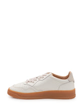 Medalist Low Sneakers with Laces - Autry | $store$