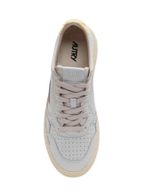 Men s low-top sneakers with clean design - Autry | $store$