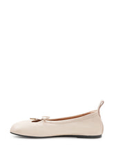 Rosalind Ballet Flats with Bow and Round Toe - Alohas | $store$