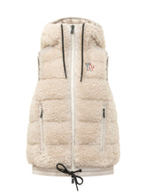 Hooded Vest with Zip Pockets - Fall / Winter 26 Woman | $store$
